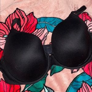 Black Victoria Secret Bra